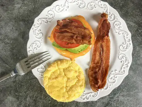 Avocado Cheddar Keto Breakfast
