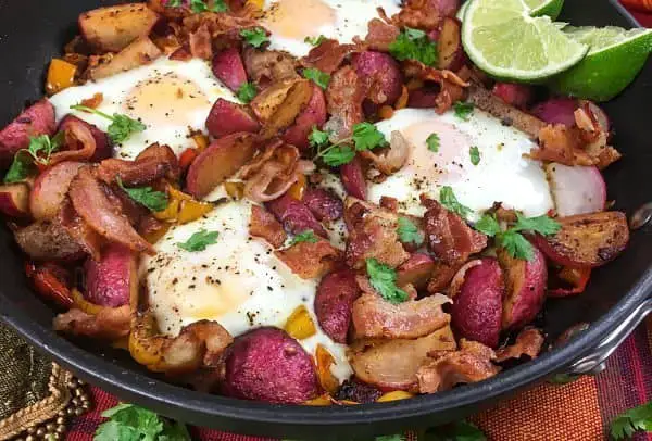 Keto Southwestern Breakfast Skillet