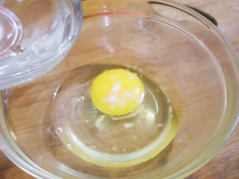 1. In a bowl, combine egg, salt, and water.