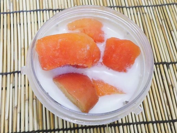 blend-ingredients-apple-papaya-smoothie