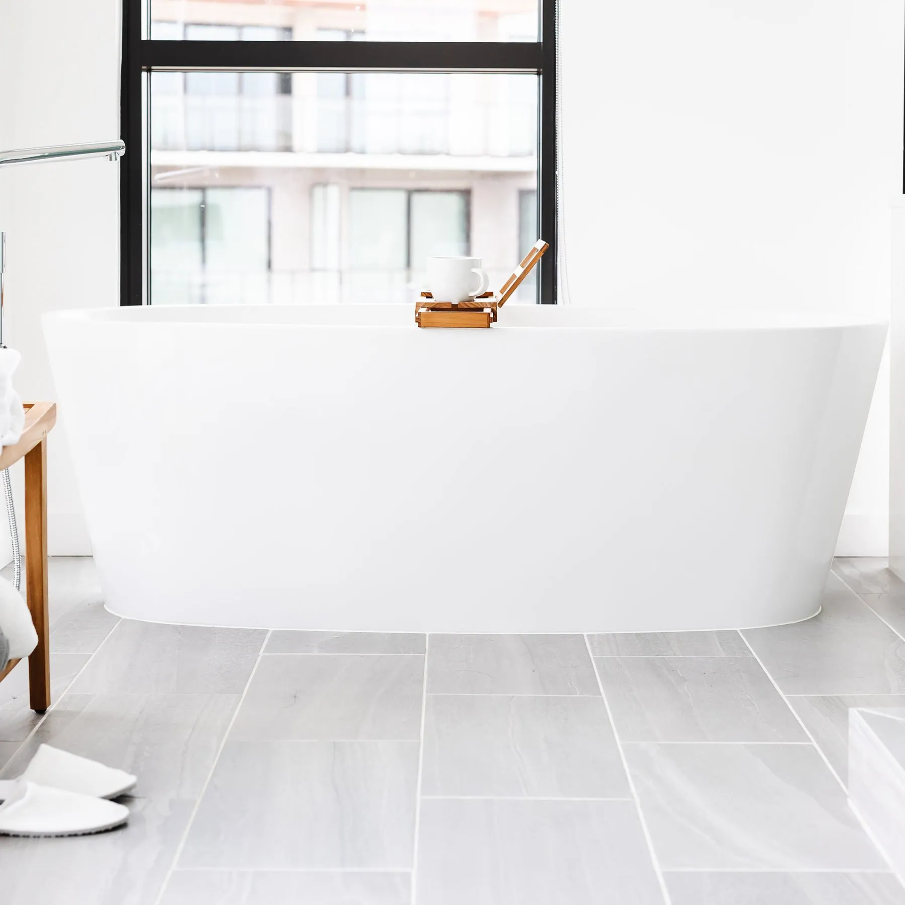 Everything you need to know about stand alone tubs